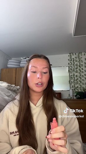 what do you think about long distance? #collegeadvice #relationshipadvice #collegelife #longdistanceadvice #longdistancerelationship