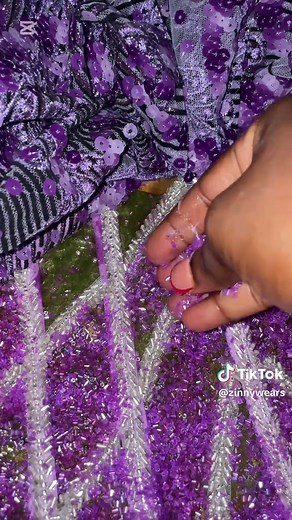 Zinny wears on TikTok