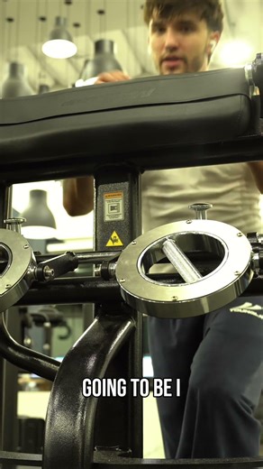 Smith Machine vs. Fancy Gym Equipment: Which is Better?