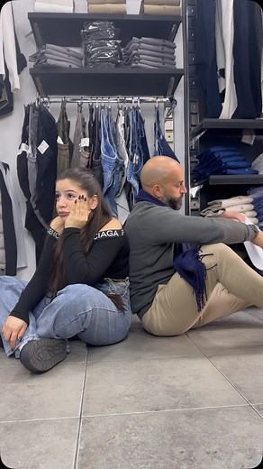 We’re hiring! 👔✨ Join our clothing store team! 📞 [70112858] #HiringNow #FashionJobs #JoinOurTeam #StyleAndTrend | Paul Abou Chanab