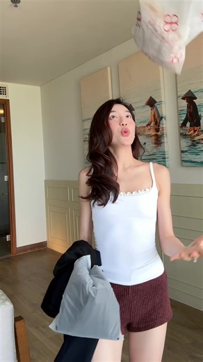 WEEKEND MIX & MATCH Aria Top: Pre-order 7 - 10 days Jenny Set: Available all platforms SHOP NOW #joiedesroses_studio #joiedesroses #newcollection