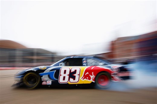 Why does top speed differ between F1 and NASCAR? All you need to know