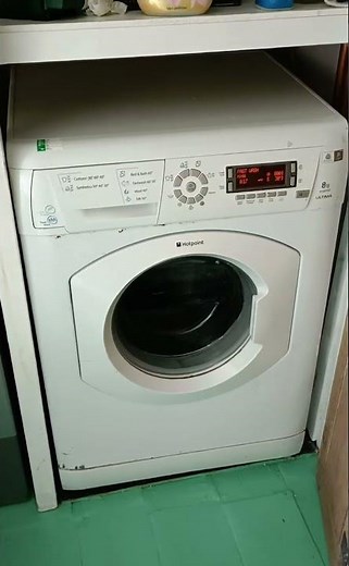 Hotpoint Ultima WMD960 washing machine || Test wash in the original house. Bad bearings!