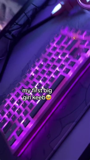 my setup has such a long way to go but its getting there & this new yunzii yz75 keyboard with pudding keycaps was a nice addition❤️ anyone wanna come over & help me with cable management?🥲 #fyp #fypシ #fypage #valo #valorant #valorantclips #valorantgaming #apex #apexlegends #apexlegendsclips #pc #pcgaming #pcgamer #pcsetup #pcbuild #xbox #xboxone #xboxone #xboxseriesx #ps4 #ps5