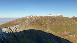 Dollywaggon Pike inversion 360 on a beautiful day 🤩 | Striding Edge - www.stridingedge.net
