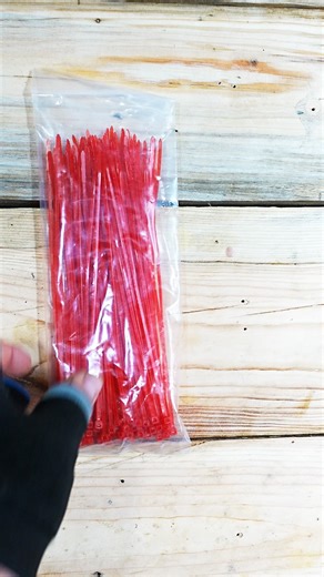 33K views · 341 reactions | Zip Tie Packaging Hack: Stop Fumbling! #diy #skills #tips #tricks #lifehacks #howto #workshop #constraction #hack | Life Hack Shack | Facebook