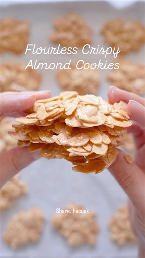 Comment “Save” to get the recipe (Follow me to receive message) Flourless Crispy Almond Cookies 🍪