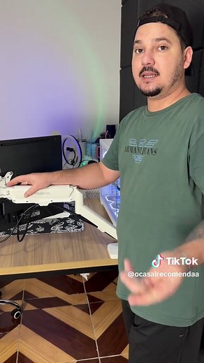 Ajuste do Suporte Articulado Para Monitor de 13 a 32 Pol