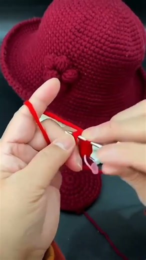 Easy Crochet Hat Stitch 👒 #crochet #knitting #crocheting #handmade #diy