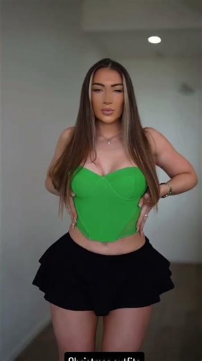 How would you score this dress? 👗✨