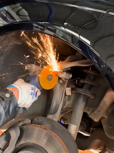 Effective Tools for Handling Specific Screws