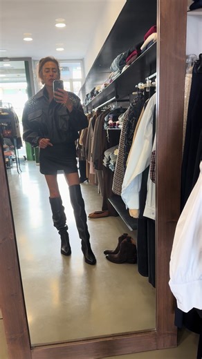 @G_ signs _store #fashioninspo #look #followmylife #viralvideo #perte #outfitideas #fashion #like #glamour #newtrend #style #neiperte #newarrivals #fashionista #follower #followme