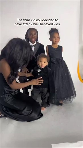 Aso Ebi Bella👑 on Instagram: "He's still new to it😂😂❤ 🎥:theewilsons / TT #AsoEbiBella"