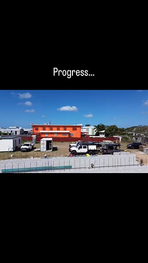 There’s been steady progress at our commercial site this month. The boys are smashing this build! 💪🏻 👏🏻 #projecthighlights #dreamteam #localbuilder #dronefootage #colrichardsconstructions | Col Richards Constructions Pty Ltd