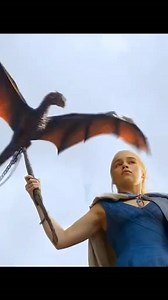 arya stark_fanpage on Instagram: ""The dragon's flames danced at Daenerys' command, a powerful display of her dominion" The first man burned by dragon fire: #gameofthrones #aryastark #sansastark #jhonsnow #motherofdragon #netstark #sersilannister👑 #jemilanister #catelynstark #catelynstark #robstark #rickonstark #nightking #meesa . . . . .. . . #BOOMchallenge #gameofthrones #HouseOfTheDragon #HouseTargaryen #daenerystargaryen #HouseOfTheDragon #emiliaclarke #motherofdragons #sansastark #Stark #T