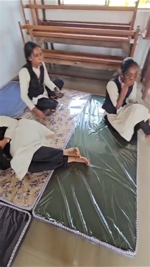 സുഖായിട്ട് കിടക്കാം🫠😴#teaching #minivlog #deled #vlog #kerala #collegelife