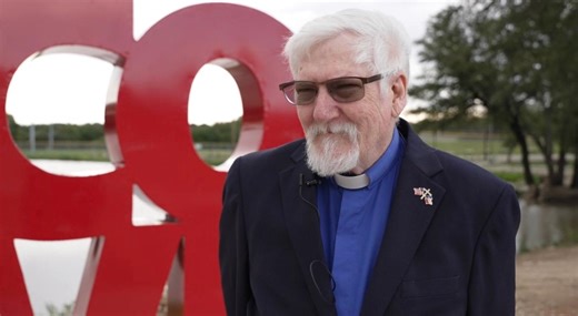 'I pray God be with them': Copperas Cove pastor delivers invocation at Texas Senate