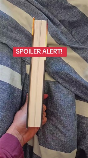 I'm starting to appreciate books with 40 year old main characters. 🥂 #psychologicalthriller #bookrecs #bookrecommendations #thrillerbooks #thrillerbooklover