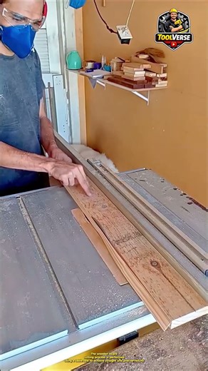 Precision Wood Cutting Process Using a Table Saw Machine #constructionwork #factorywork