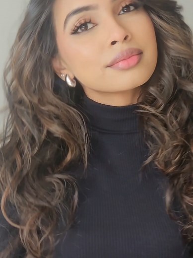 How to Apply Sphinx Beauty Africa Falsies Easily