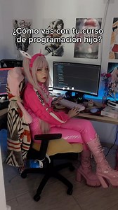 192K views · 1.4K reactions | Ser waifu es de seniors xd #programacion #programmer | Tatiana Garcia | Facebook