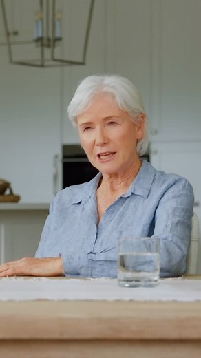 We know homemade bread baked from scratch isn’t on the table for most people—it’s hard enough to carve out time for healthy meals in the family calendar chaos! But don’t worry. We’ve got the next best thing: great tasting sliced breads stuffed with sprouted whole grains and made from whole food ingredients you can feel good about. So, no matter how full your family’s week gets, you can always send a healthy school lunch with love. Just by starting your back-to-school sandwiches with a simple spr