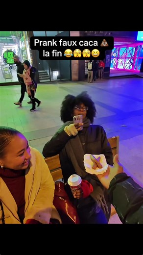 Prank faux caca 💩 la fin 😂🫣🫣😆 #prankvideos #humour #comedyindia #percersurtiktok🙃