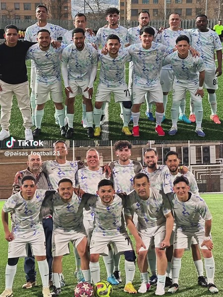 Doble jornada, doble esfuerzo. 💪⚽ Primer partido: 3-3 peleado hasta el final. Segundo partido: con el equipo agotado… victoria 2-1. 🔥 Este equipo no se rinde. Nunca. Vamos PAISAS FC 💚 #PaisasFC #Fútbol #Equipo #Partido #VamosPaisas