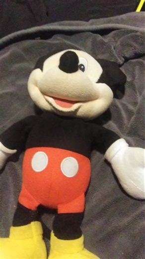 2011 Mickey Mouse Clubhouse Sing & Giggle Mickey