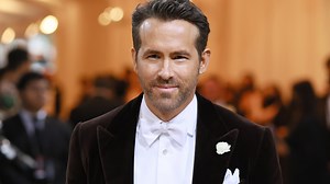 Ryan Reynolds Is 'Bringin' Back Christmas' Cheesiness -- We Mean Cheer! -- on New 'Spirited' Single