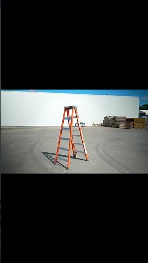 Why Pros Choose Buildman Fiberglass Step Ladders