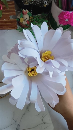 Diy cute paper Daisy flowers 🌼 #shorts #viralvideo #diy #craft #art #papercraft #paper #papercraft