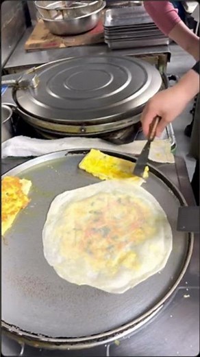 Street Food Style Egg Roll | Easy & Tasty Recipe