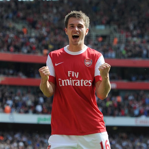 853K views · 22K reactions | ⏪ On this day in 2011... Aaron Ramsey makes it 1-0 to the Arsenal against Manchester United 﫡 | Arsenal | Facebook