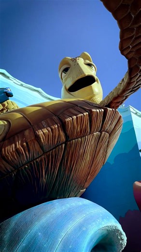 Christmas Time at Disney World and looking for Nemo.#shorts#disney#findingnemo#art#animation#resorts