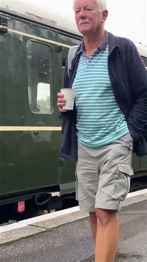 Class 122 DMU Departs Corfe Castle For Norden On The Swanage Railway #swanagerailway #railway