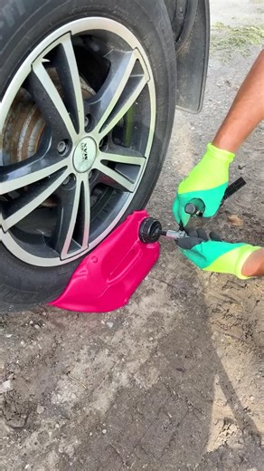 Crafty Panda on Instagram: "Can a Canister Really Lift a Car?"