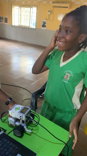 STEMCafe on Instagram: "The excitement of learning and discovery 😁 #stemcafe"