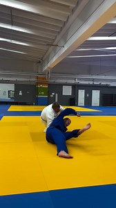 Another brilliant demonstration by: Denis Zenikov . 𝟑-𝐌𝐨𝐧𝐭𝐡 𝐂𝐨𝐦𝐩𝐞𝐭𝐢𝐭𝐢𝐨𝐧 𝐏𝐫𝐞𝐩𝐚𝐫𝐚𝐭𝐢𝐨𝐧 𝐏𝐥𝐚𝐧 𝐷𝑒𝑠𝑖𝑔𝑛𝑒𝑑 𝑓𝑜𝑟 𝐽𝑢𝑑𝑜, 𝐵𝐽𝐽 & 𝐺𝑟𝑎𝑝𝑝𝑙𝑖𝑛𝑔 𝐴𝑡ℎ𝑙𝑒𝑡𝑒𝑠 ✔️ Proven periodization model tailored to grappling demands ✔️ Builds strength, power, and conditioning in the right sequence ✔️ Includes mobility, grip, and mental preparation for true competition readiness ✔️ Flexible structure that adapts to your martial art training schedule ➡️️ https://judo.shor