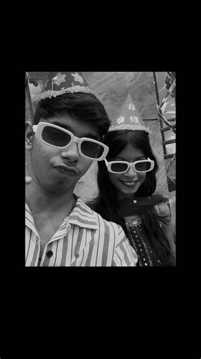 Ayush Hu Mai on Instagram: "America kya kehta tha?? #viral #trending #funny #fyp #relatable #memes #comedy #foryou #instagood #girls #colours"