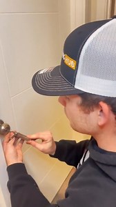 #asmr #hack #hacker #escape #security #prep #tactical #lockpicking #science #howto #military #secret #viral #fypシ゚ | Captain Lock Smith