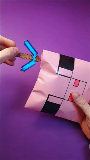 What's inside the Pig 😱 Minecraft DIY #shorts
