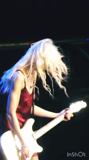 🦇 THE PRETTY RECKLESS 🦇 #acdc #concert #punkrocklive #rock #livemusic #live #gunsnroses #music