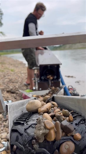 Running the 5" trommel with switchback sluices and a tailings converyor. | Adventures in Gold Prospecting