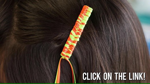This ribbon barrette is totally 80s! See the full how-to on how to make it! >> https://www.youtube.com/watch?v=dYOO3r1pRvE | AllFreeJewelryMaking