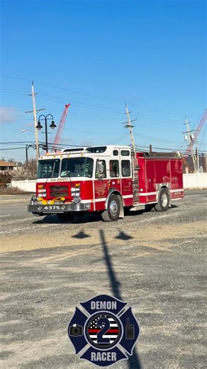 Demonracer2 on Instagram: "Original GE Powercall siren on Sea Bright @seabrightfirerescue Engine 43-75 • • Help support DR2 on patreon www.patreon.com/Demonracer2 Additional photos can be found at demonracer2.smugmug.com • • #Firetruck #Firetrucks #Fireengine #demonracer2 #fblifestyle"