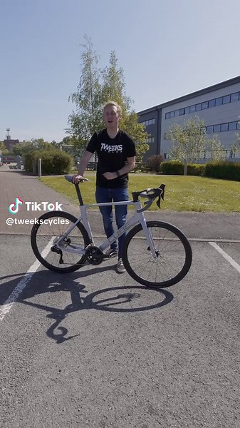 Cube Agree C62: The Ultimate Summer Road Bike