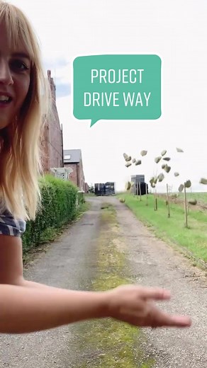 Our driveway transformation, featuring 1,000 gravel grids and 30 tonnes of gravel. Love ❤️ #homeaccount #driveways #hometransformation #fypageシ