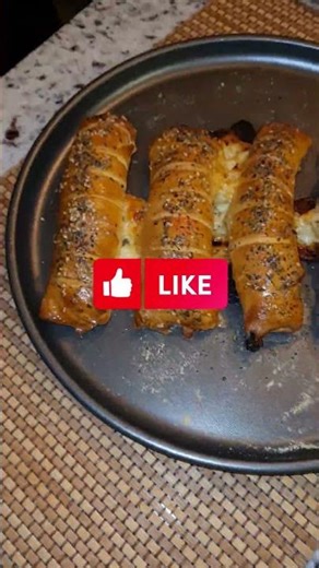 Lanche da tarde. Receita simples de pão para fazer recheado.