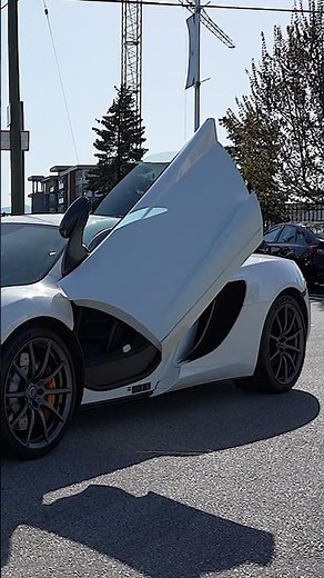 2012 McLaren MP4-12C